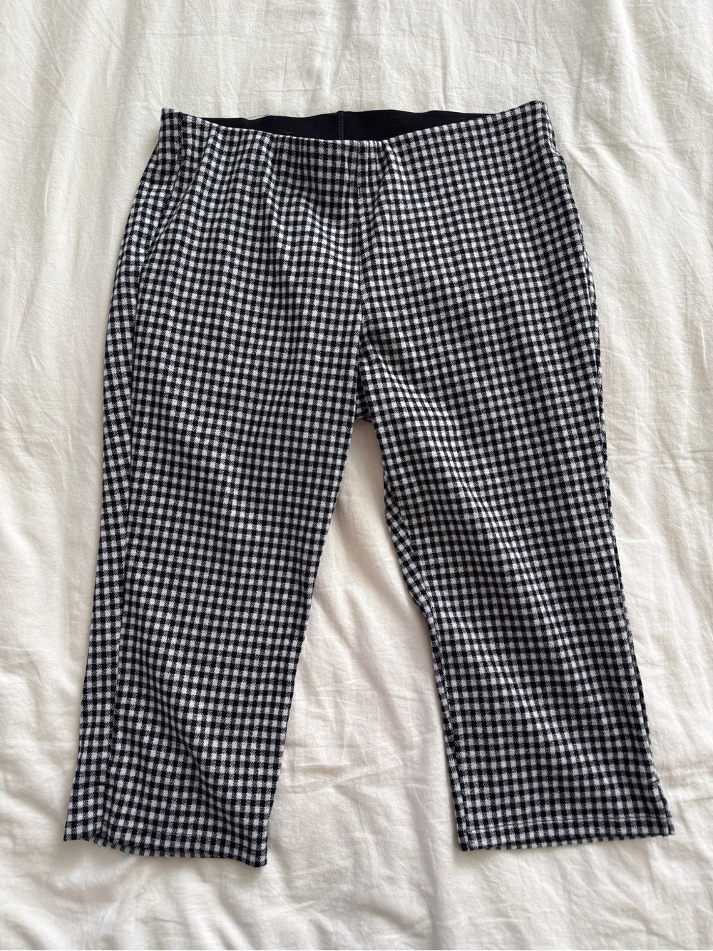 American Eagle Outfitters Black & White Gingham Capri